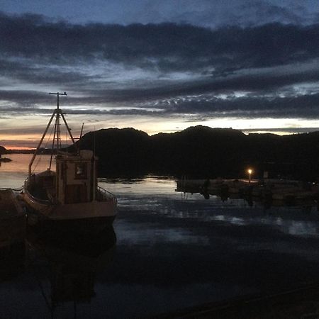 リュングダールKorshamn Rorbuerアパートメント エクステリア 写真