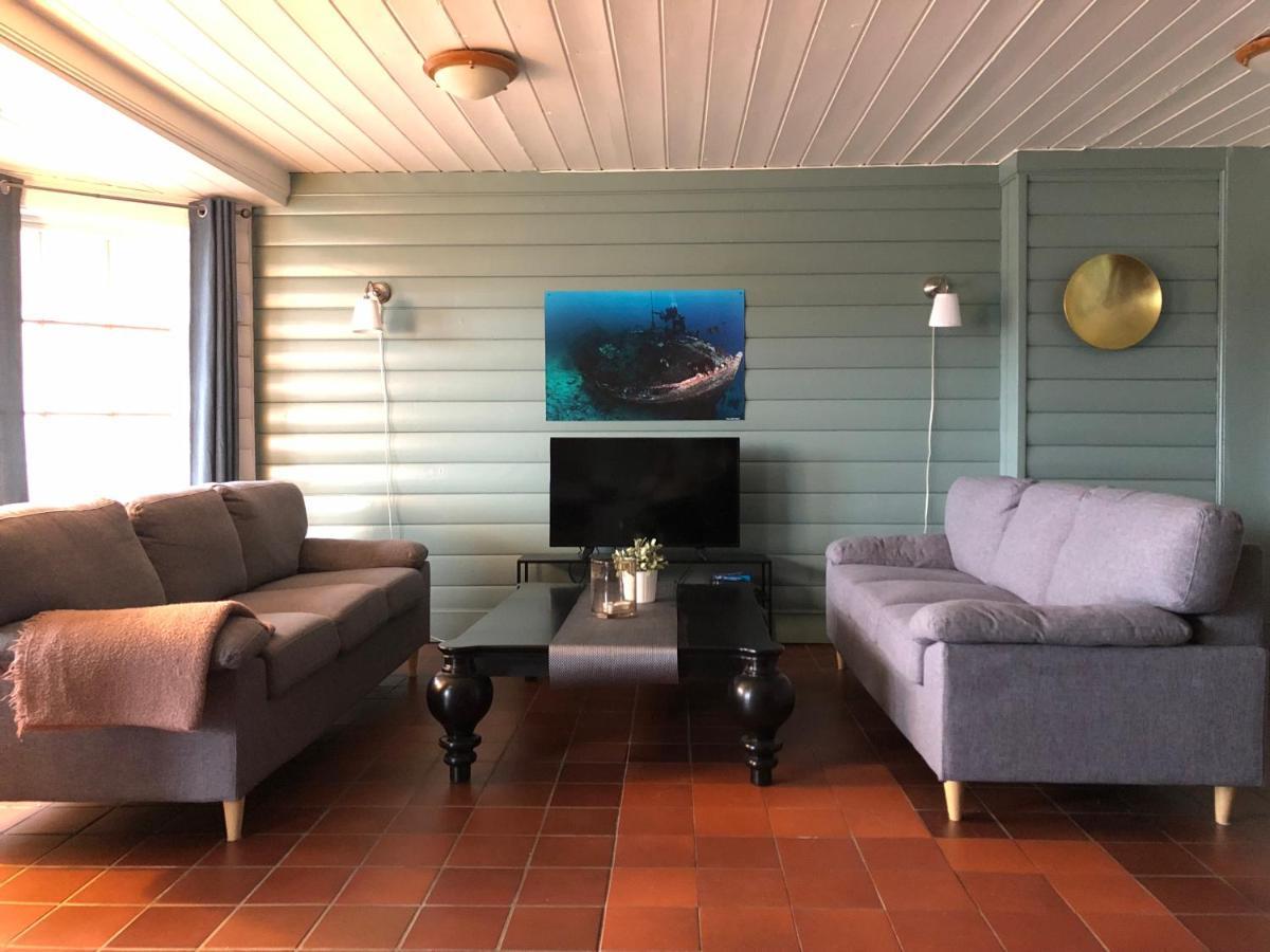 リュングダールKorshamn Rorbuerアパートメント エクステリア 写真