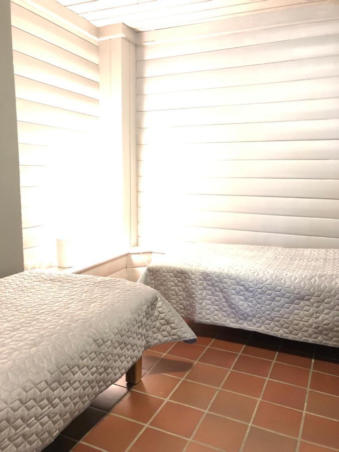 リュングダールKorshamn Rorbuerアパートメント エクステリア 写真