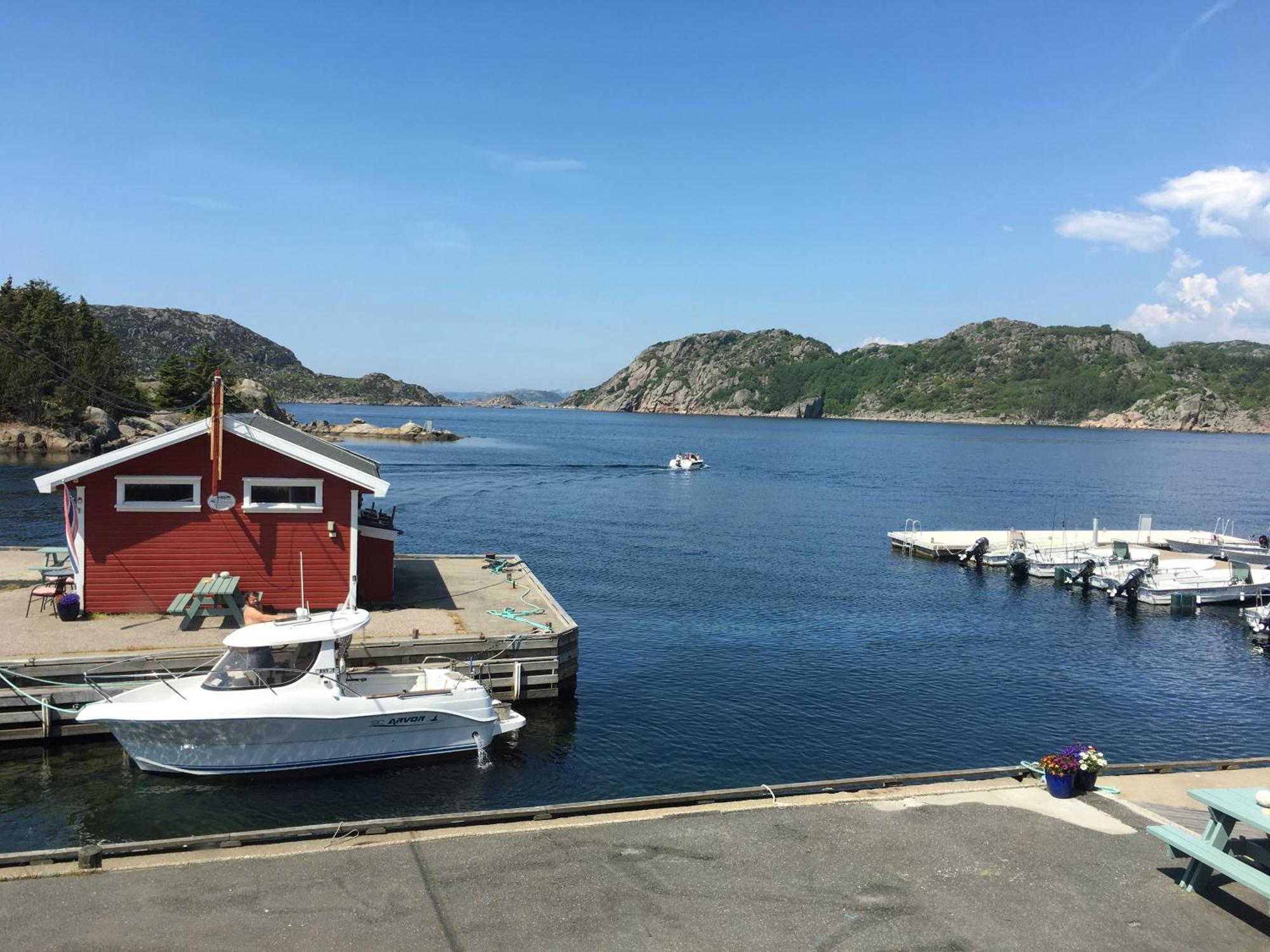 リュングダールKorshamn Rorbuerアパートメント エクステリア 写真